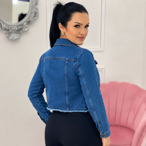 Jaqueta Cropped Jeans Feminina Clássica com Barra desfiada - Escura